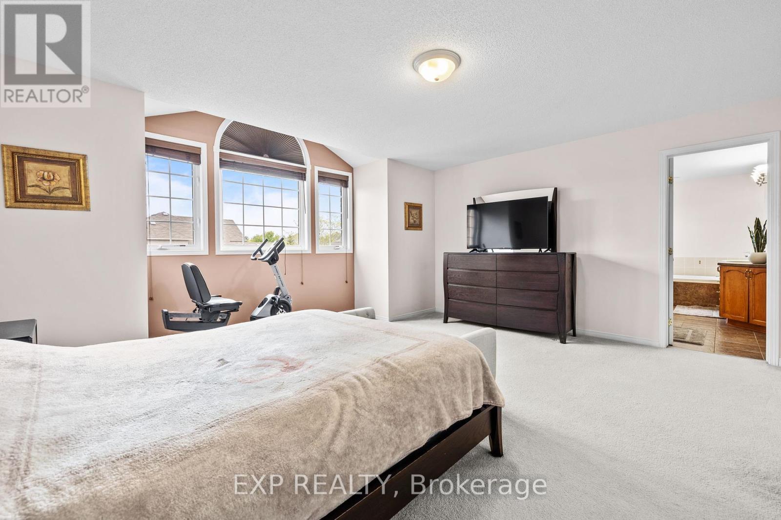 












336 WISTERIA CRESCENT

,
Ottawa,




Ontario
K1V0N5

