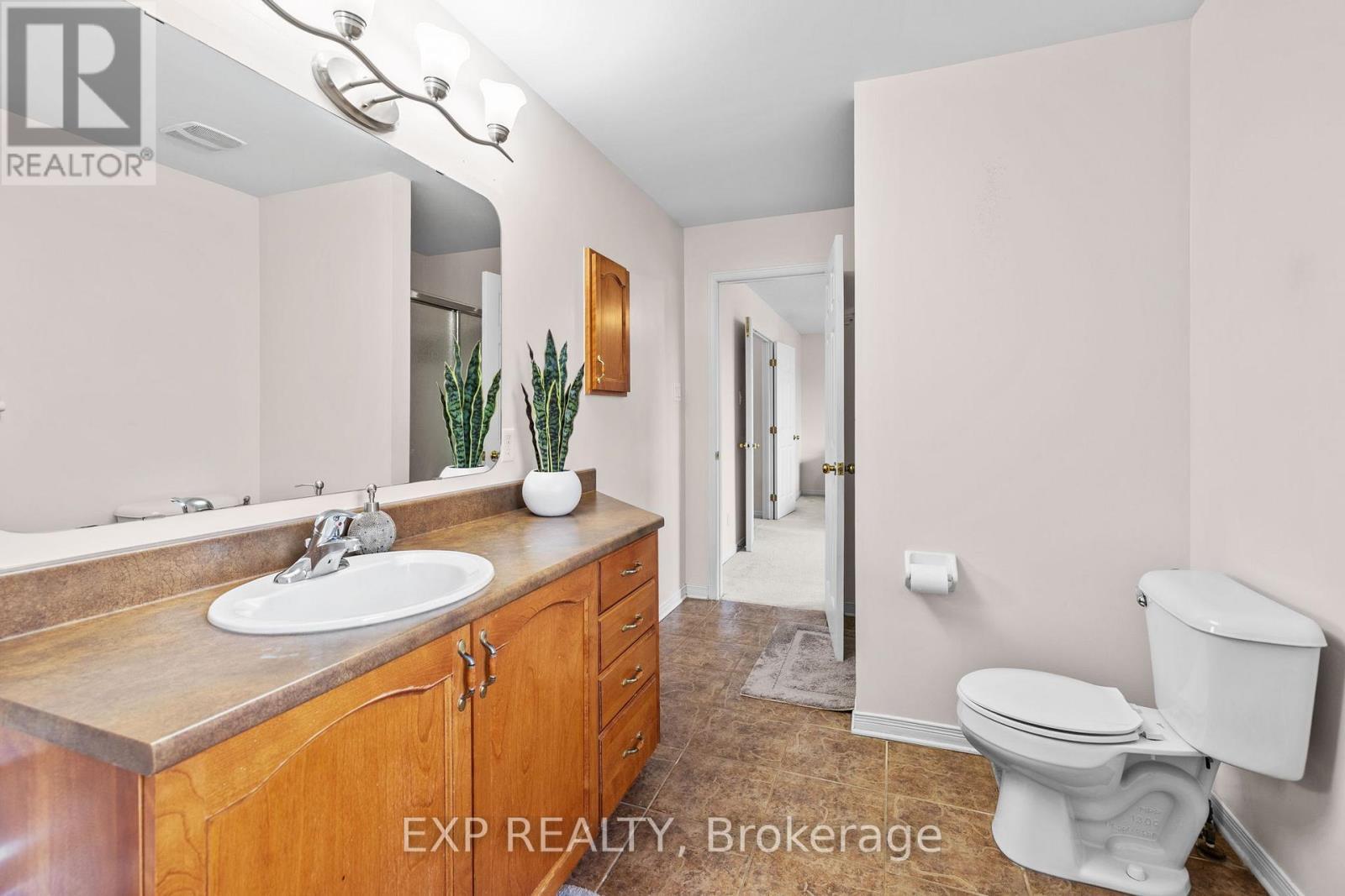 












336 WISTERIA CRESCENT

,
Ottawa,




Ontario
K1V0N5

