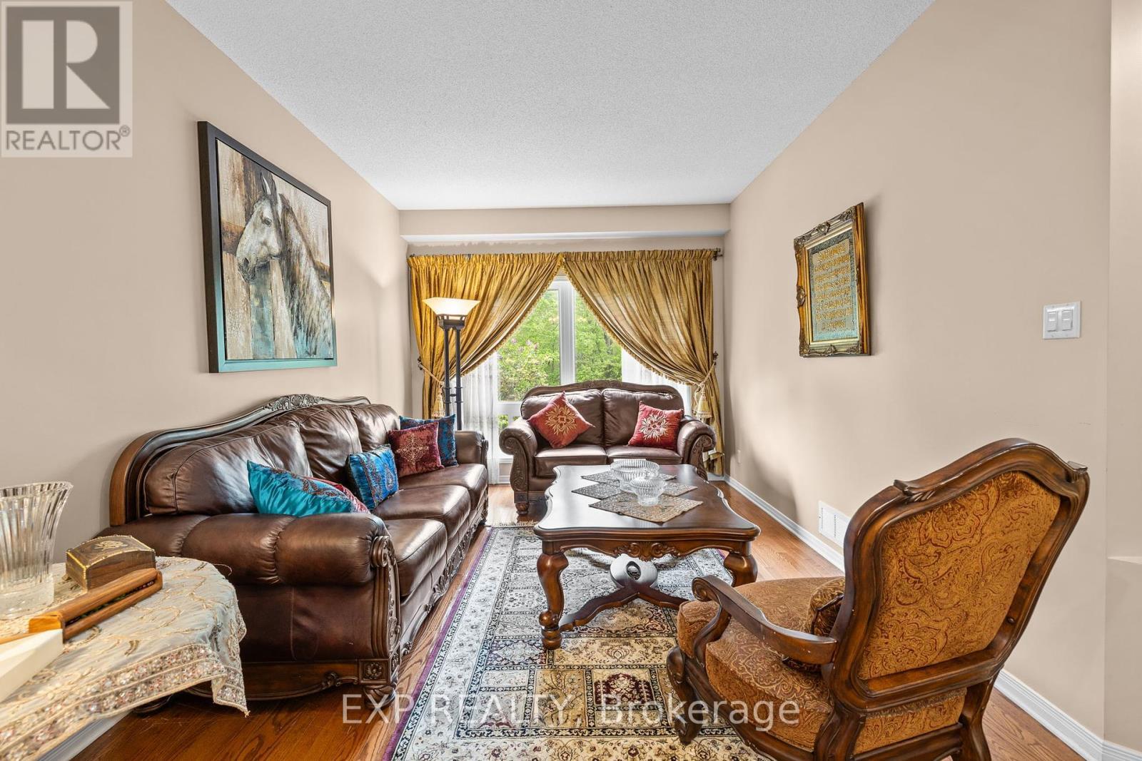 












336 WISTERIA CRESCENT

,
Ottawa,




Ontario
K1V0N5

