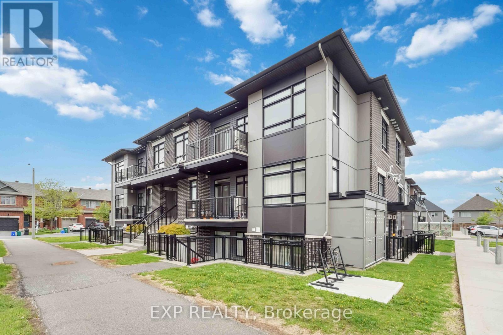 












224 BIG SKY PRIVATE

,
Ottawa,




Ontario
K1T0M8

