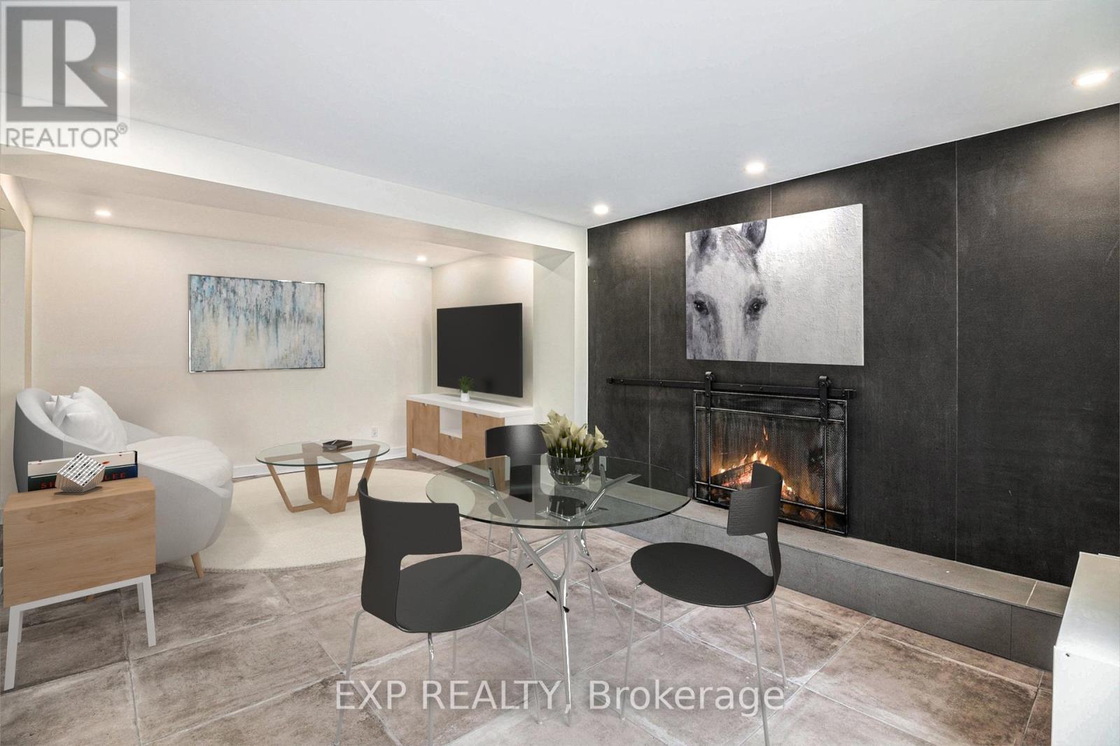 












2195 NIAGARA DRIVE

,
Ottawa,




Ontario
K1H6H5


