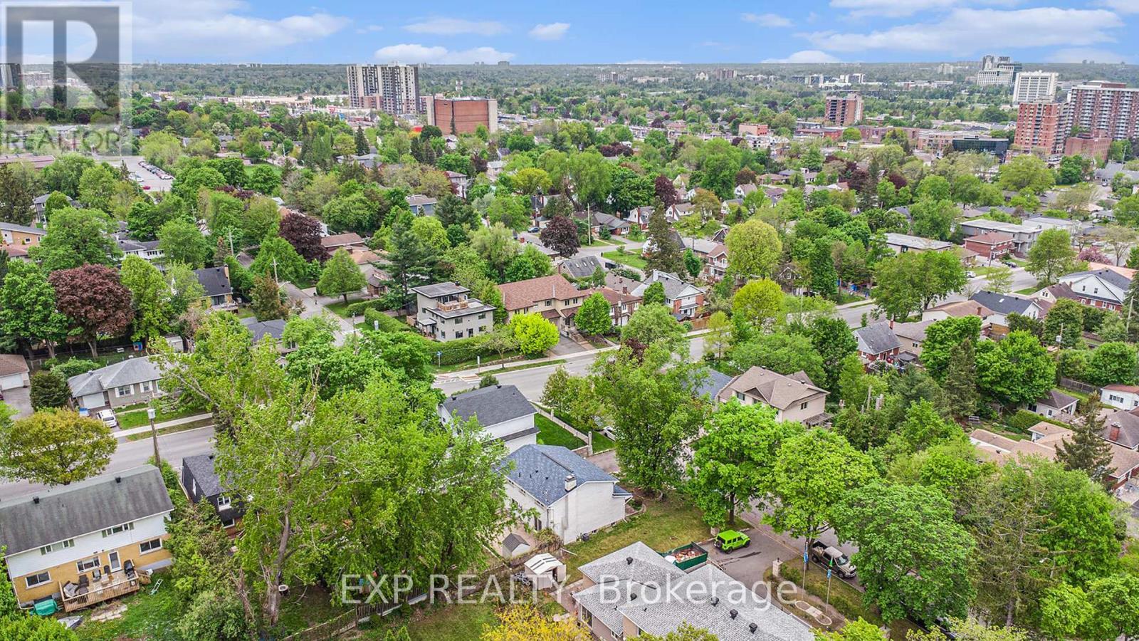












2195 NIAGARA DRIVE

,
Ottawa,




Ontario
K1H6H5

