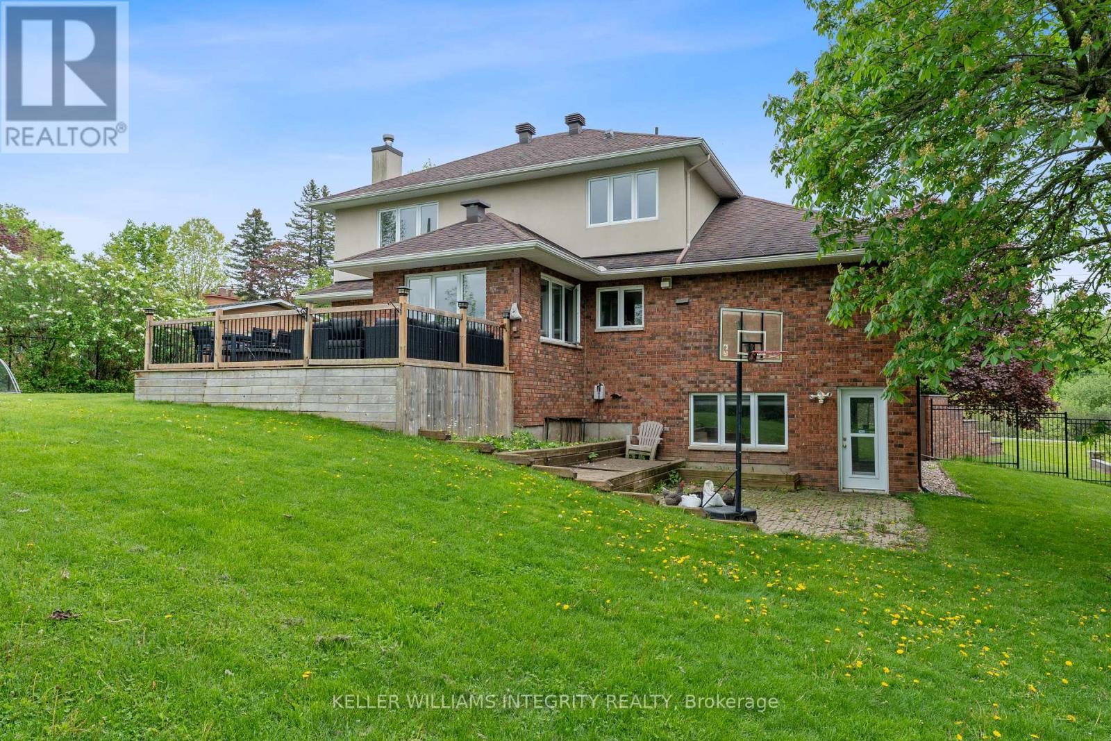 












1893 RIDEAU ROAD

,
Ottawa,




Ontario
K1X1E1

