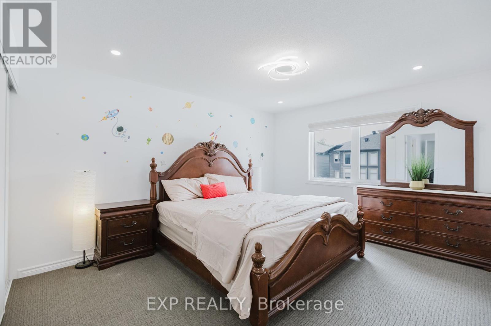 












504 ALBERT BOYD PRIVATE

,
Ottawa,




Ontario
K0A1L0

