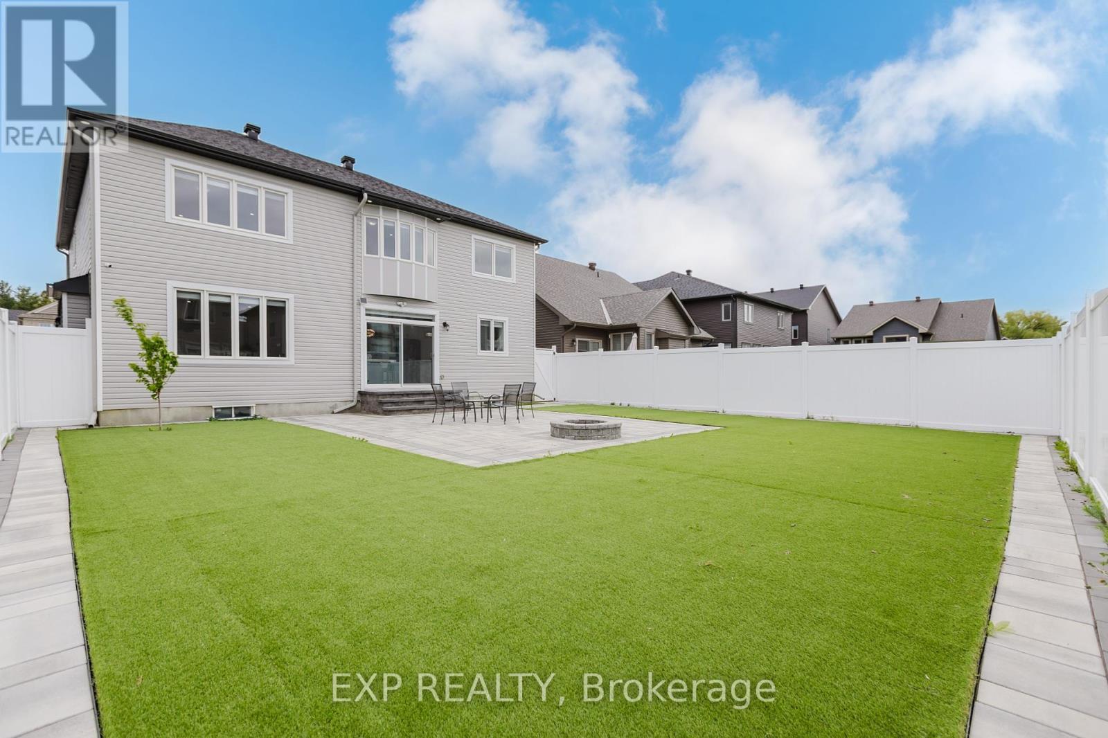












504 ALBERT BOYD PRIVATE

,
Ottawa,




Ontario
K0A1L0

