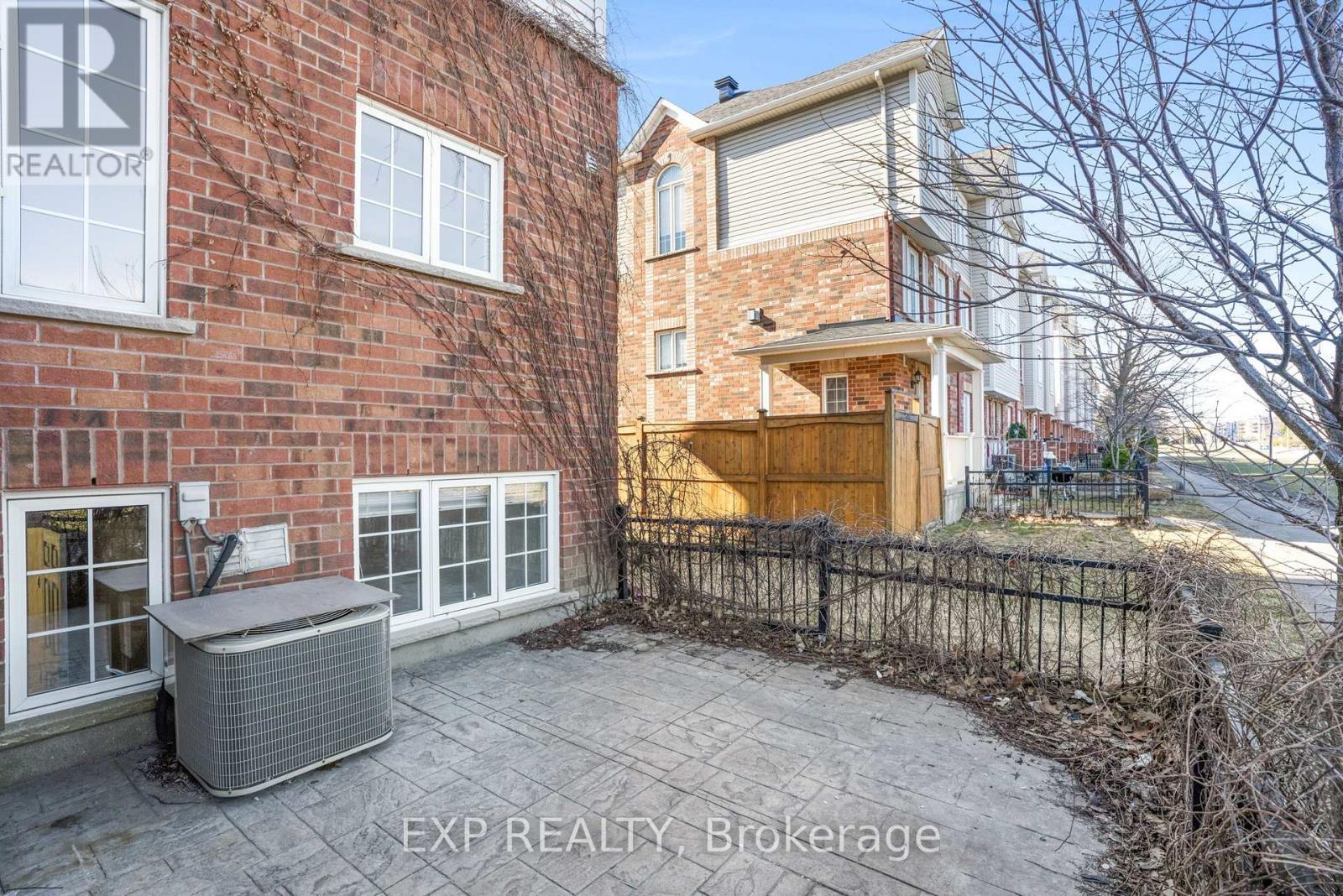 












121 - 5 - 70 EDENVALE DR DRIVE

,
Ottawa,




Ontario
K2K3N7

