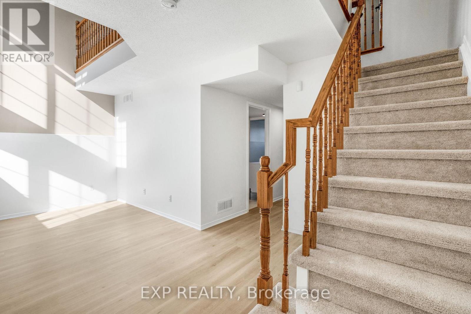 












121 - 5 - 70 EDENVALE DR DRIVE

,
Ottawa,




Ontario
K2K3N7


