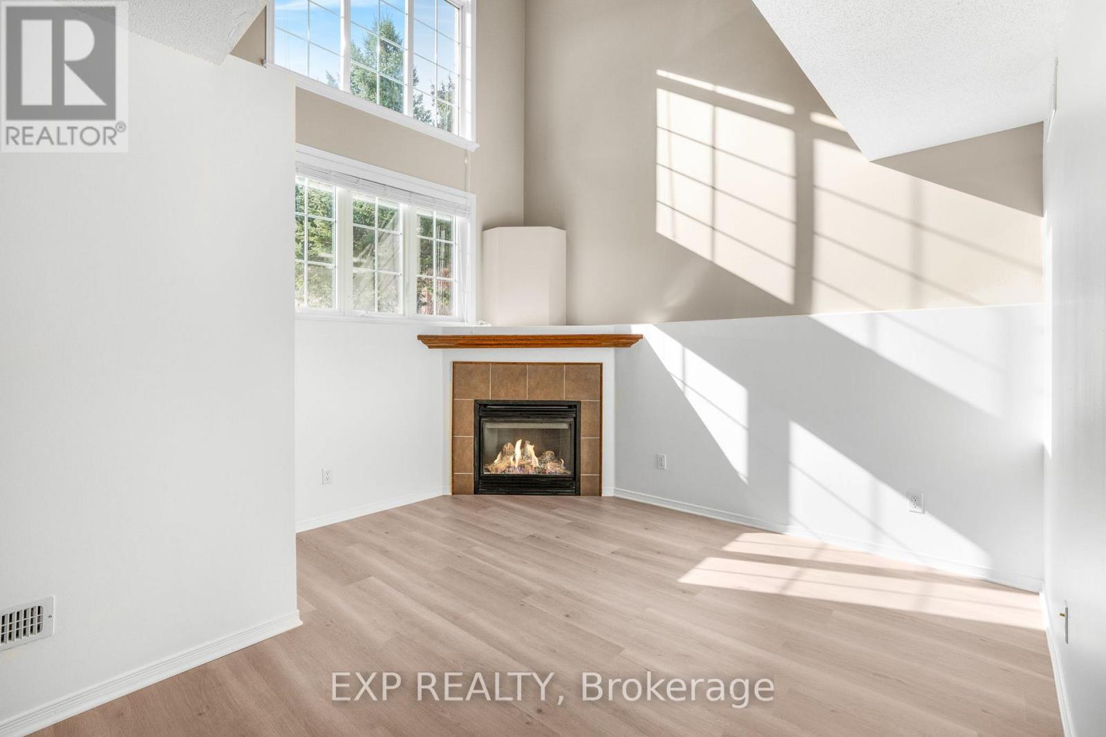 












121 - 5 - 70 EDENVALE DR DRIVE

,
Ottawa,




Ontario
K2K3N7

