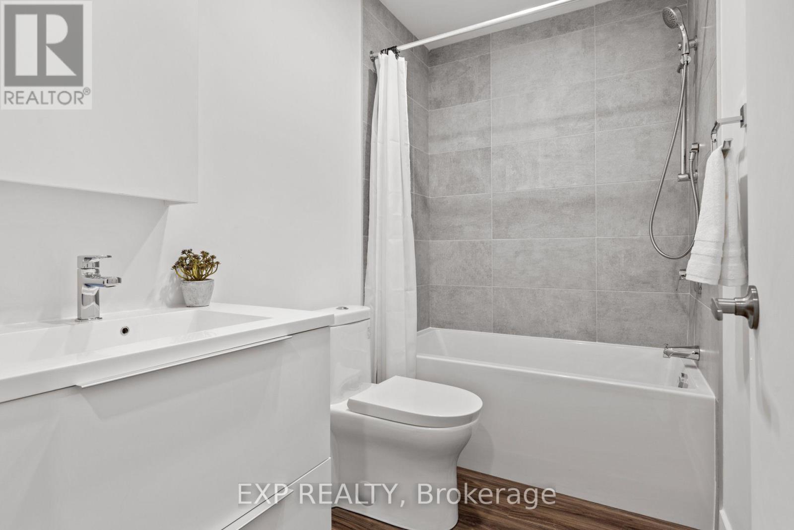 












206 - 1366 CARLING AVENUE

,
Ottawa,




Ontario
K1Z0E5

