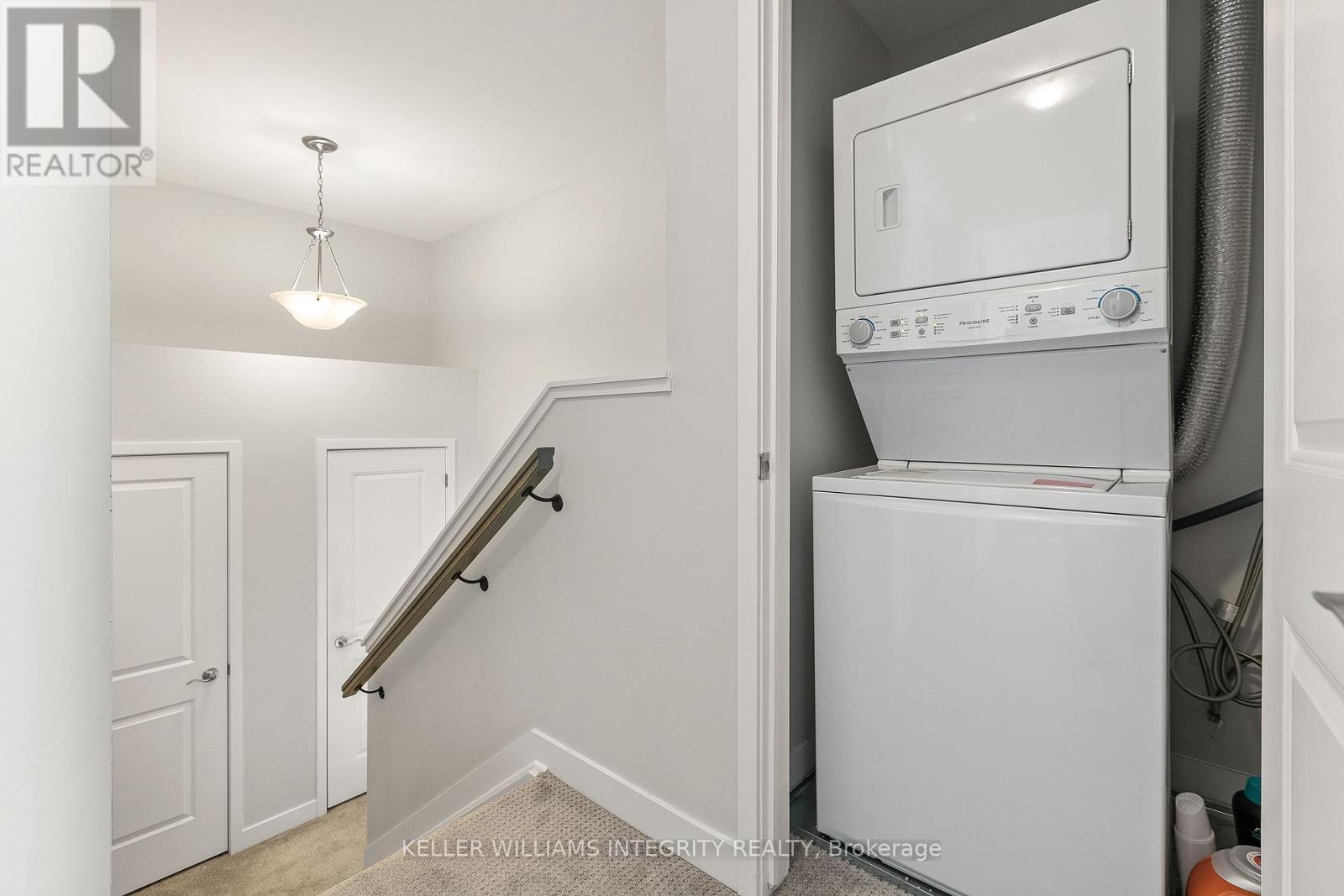 












140 VISOR PRIVATE

,
Ottawa,




Ontario
K2V0S6

