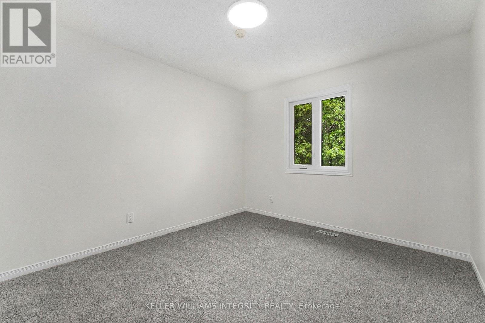 












15 SADDLEHORN CRESCENT

,
Ottawa,




Ontario
K2M1W9

