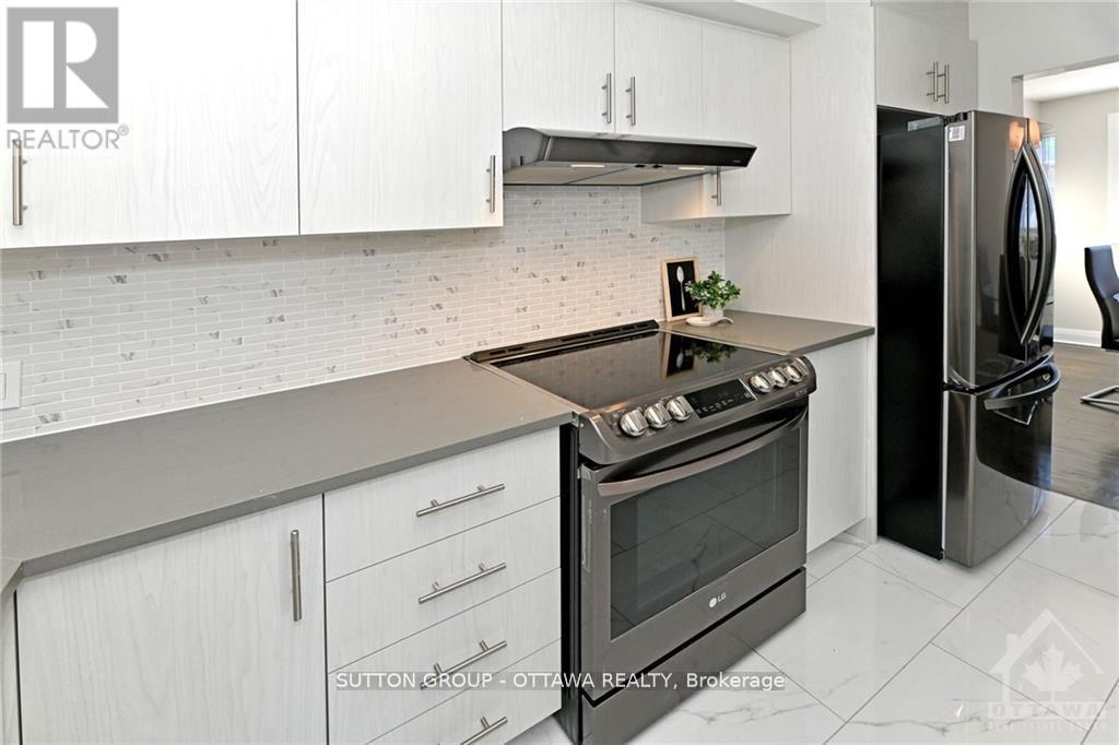 












2675 MARIE STREET

,
Ottawa,




Ontario
K2B7E3

