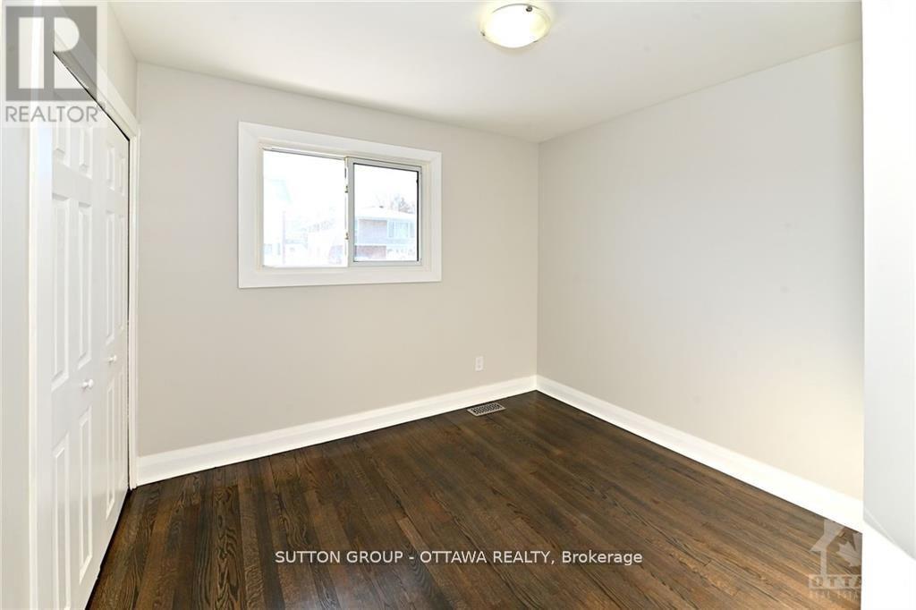 












2675 MARIE STREET

,
Ottawa,




Ontario
K2B7E3

