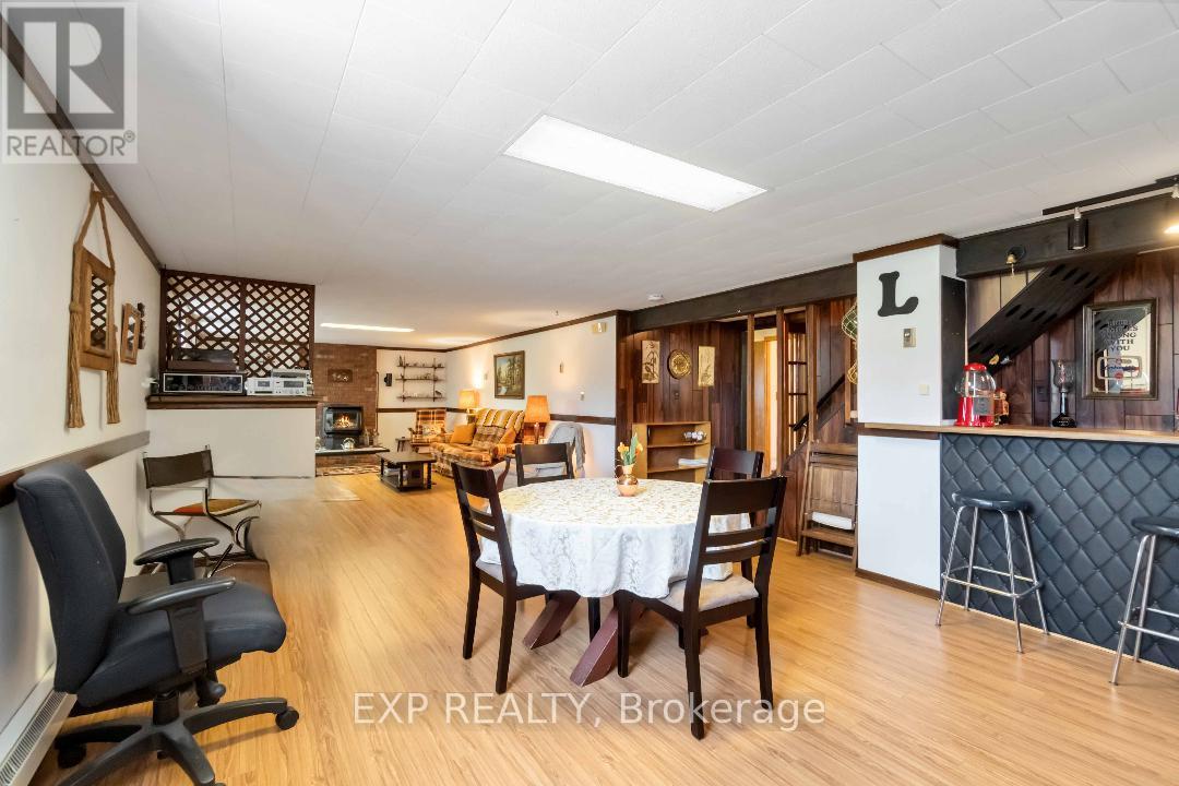 












5 FAIRWAY CRESCENT

,
Brockville,




Ontario
K6V3V1

