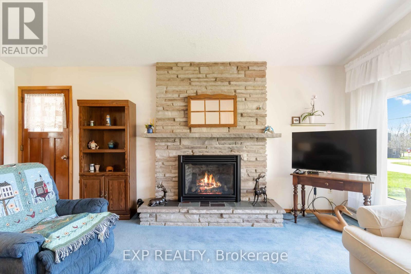 












5 FAIRWAY CRESCENT

,
Brockville,




Ontario
K6V3V1

