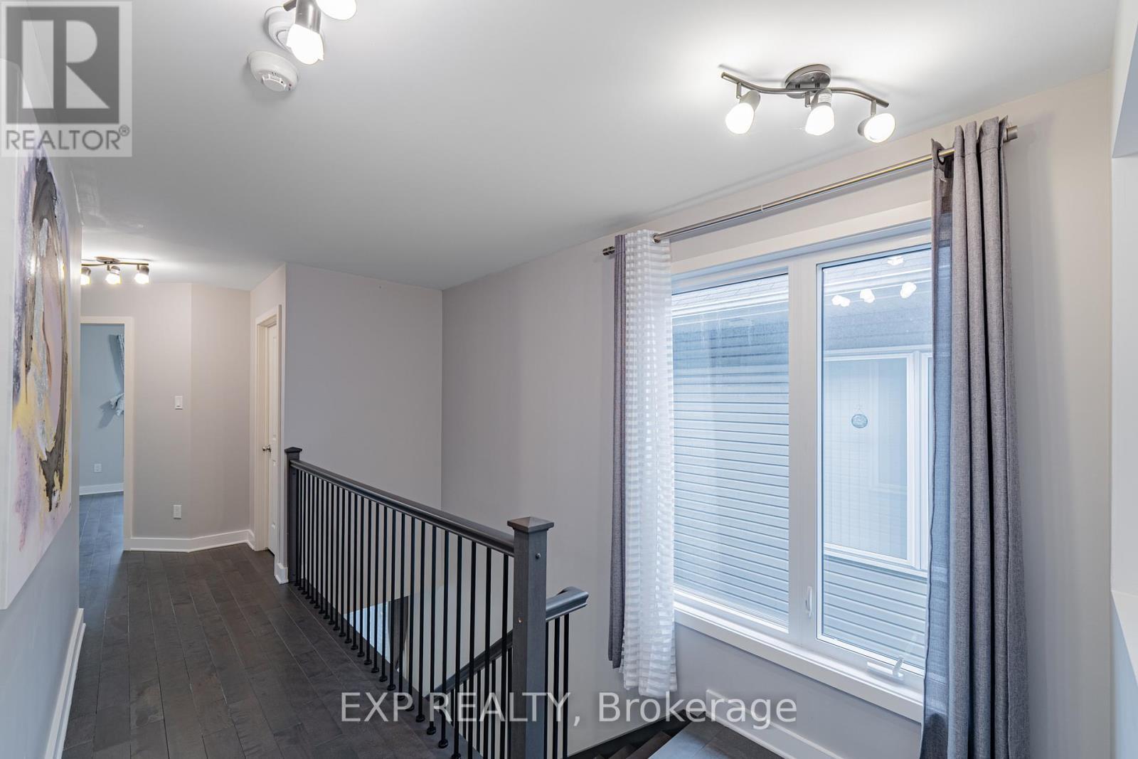 












14 CAMIL STREET

,
Ottawa,




Ontario
K1K0X1

