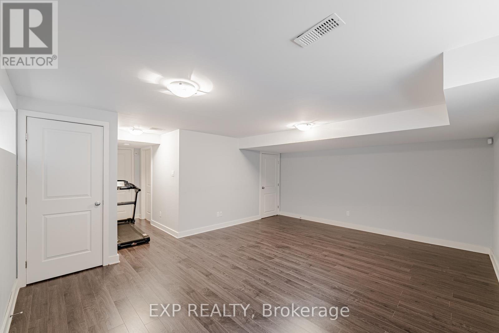 












14 CAMIL STREET

,
Ottawa,




Ontario
K1K0X1


