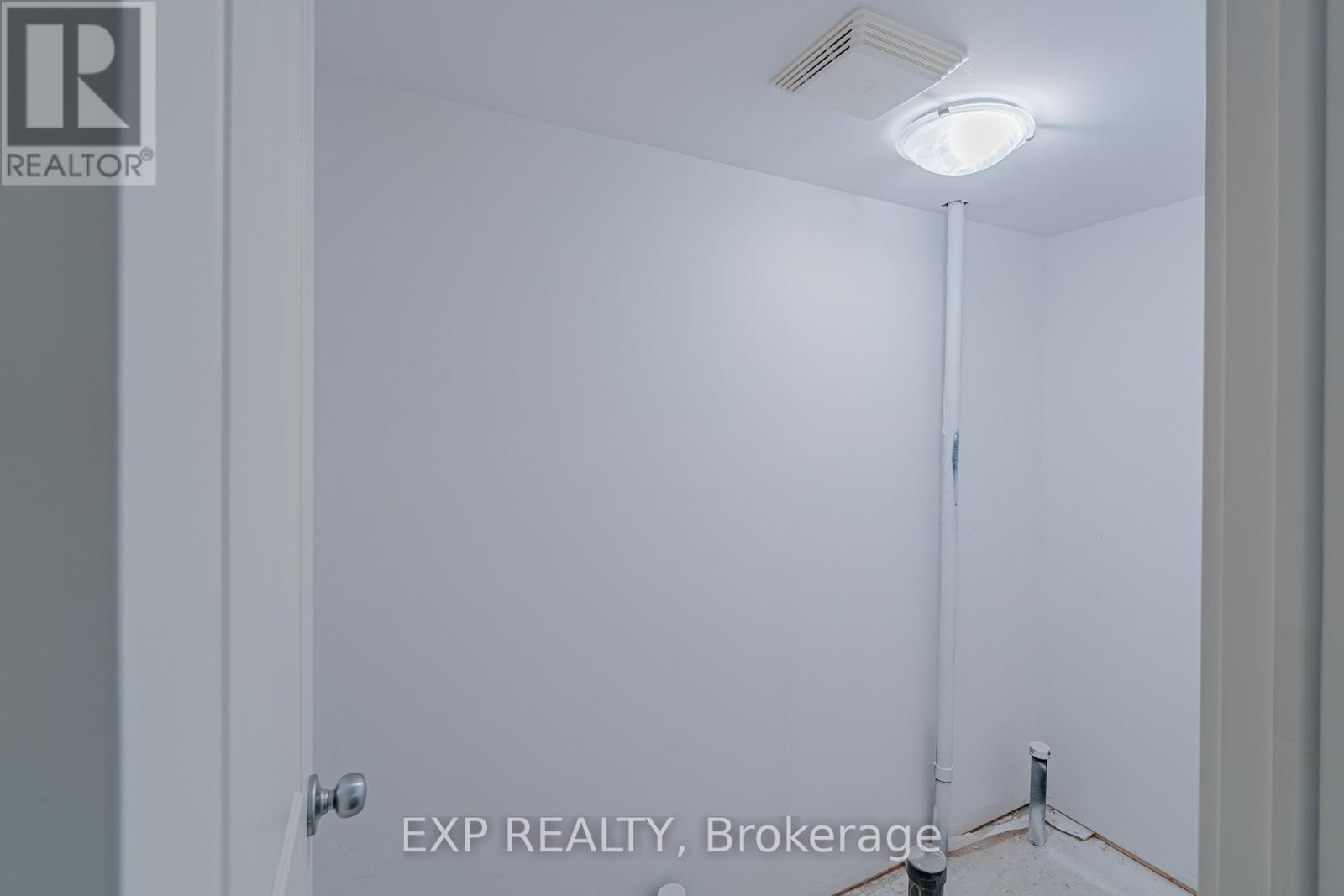 












14 CAMIL STREET

,
Ottawa,




Ontario
K1K0X1

