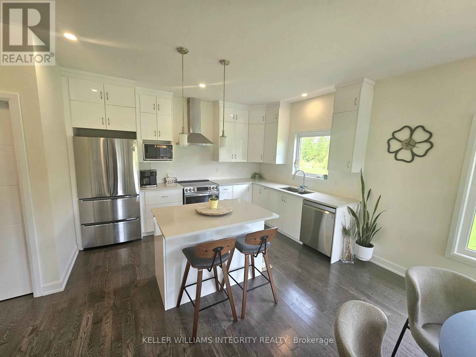 












114 MAPLESTONE DRIVE

,
North Grenville,




Ontario
K0G1J0

