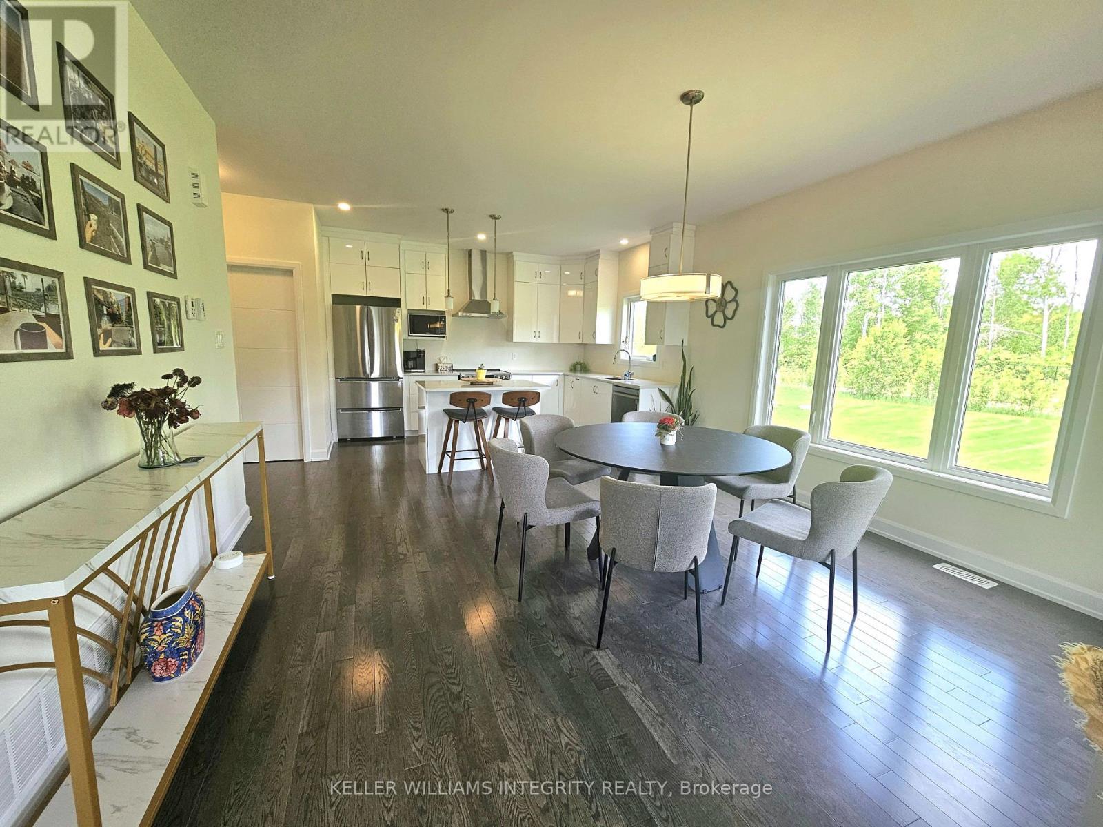 












114 MAPLESTONE DRIVE

,
North Grenville,




Ontario
K0G1J0

