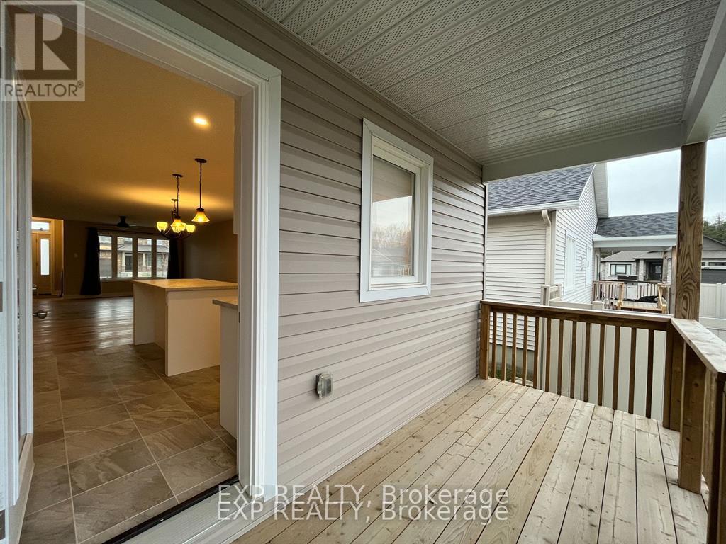 












53 CRAIG STREET

,
Russell,




Ontario
K4R1A6

