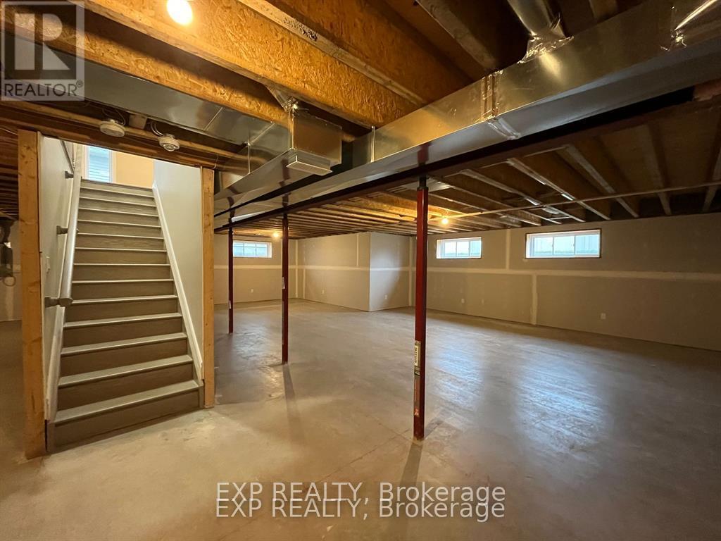 












53 CRAIG STREET

,
Russell,




Ontario
K4R1A6

