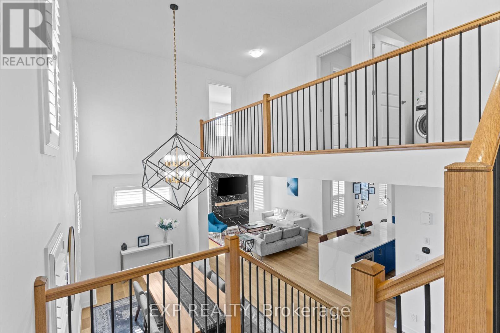 












4556 KELLY FARM DRIVE

,
Ottawa,




Ontario
K1X0G8

