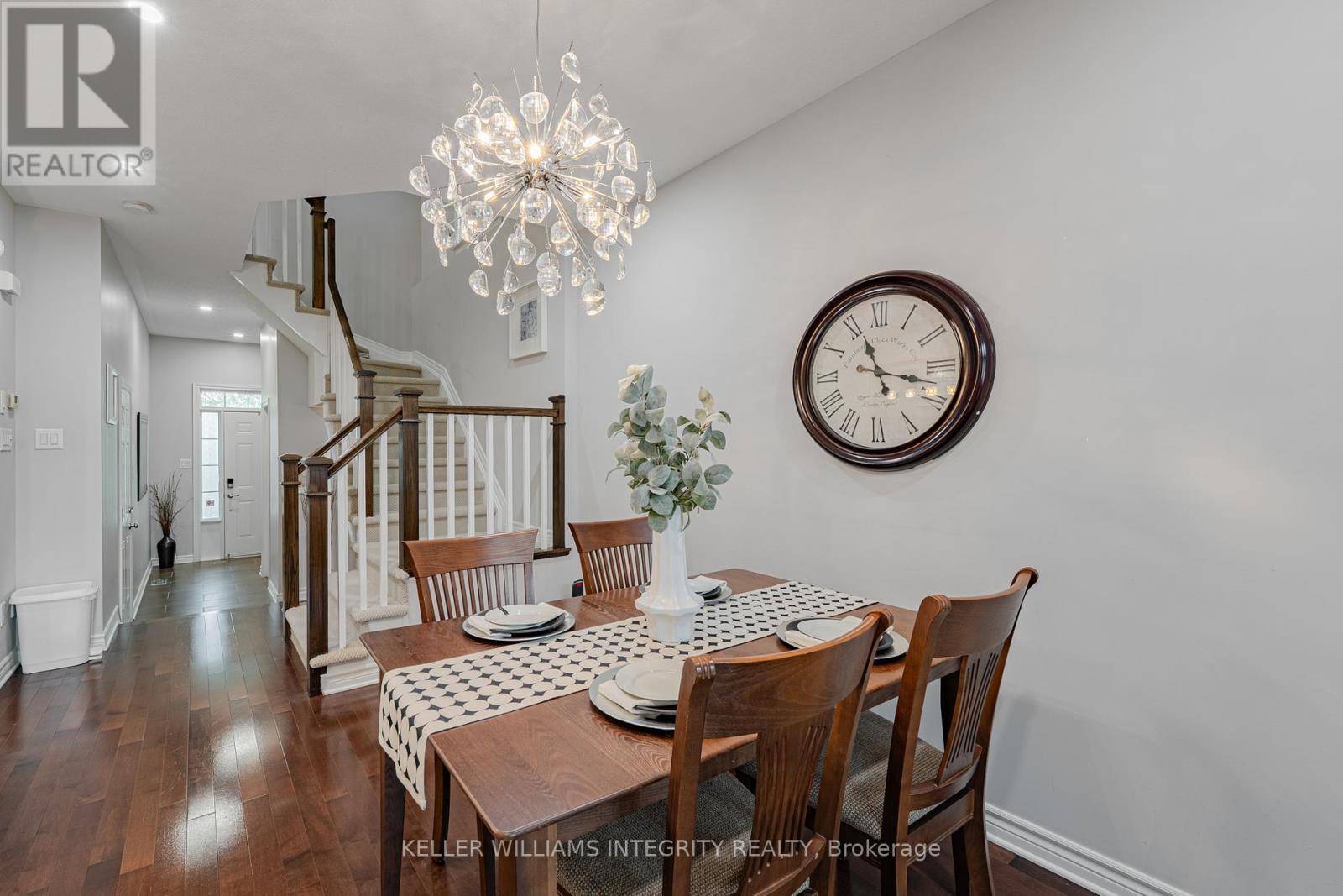 












268 KEYROCK DRIVE

,
Ottawa,




Ontario
K2T0G2

