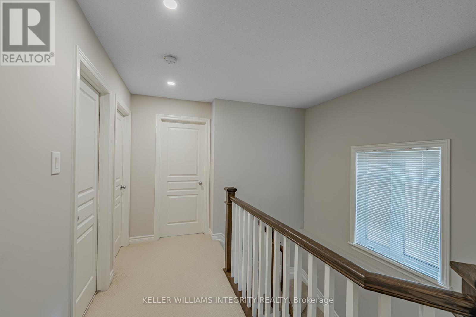 












268 KEYROCK DRIVE

,
Ottawa,




Ontario
K2T0G2

