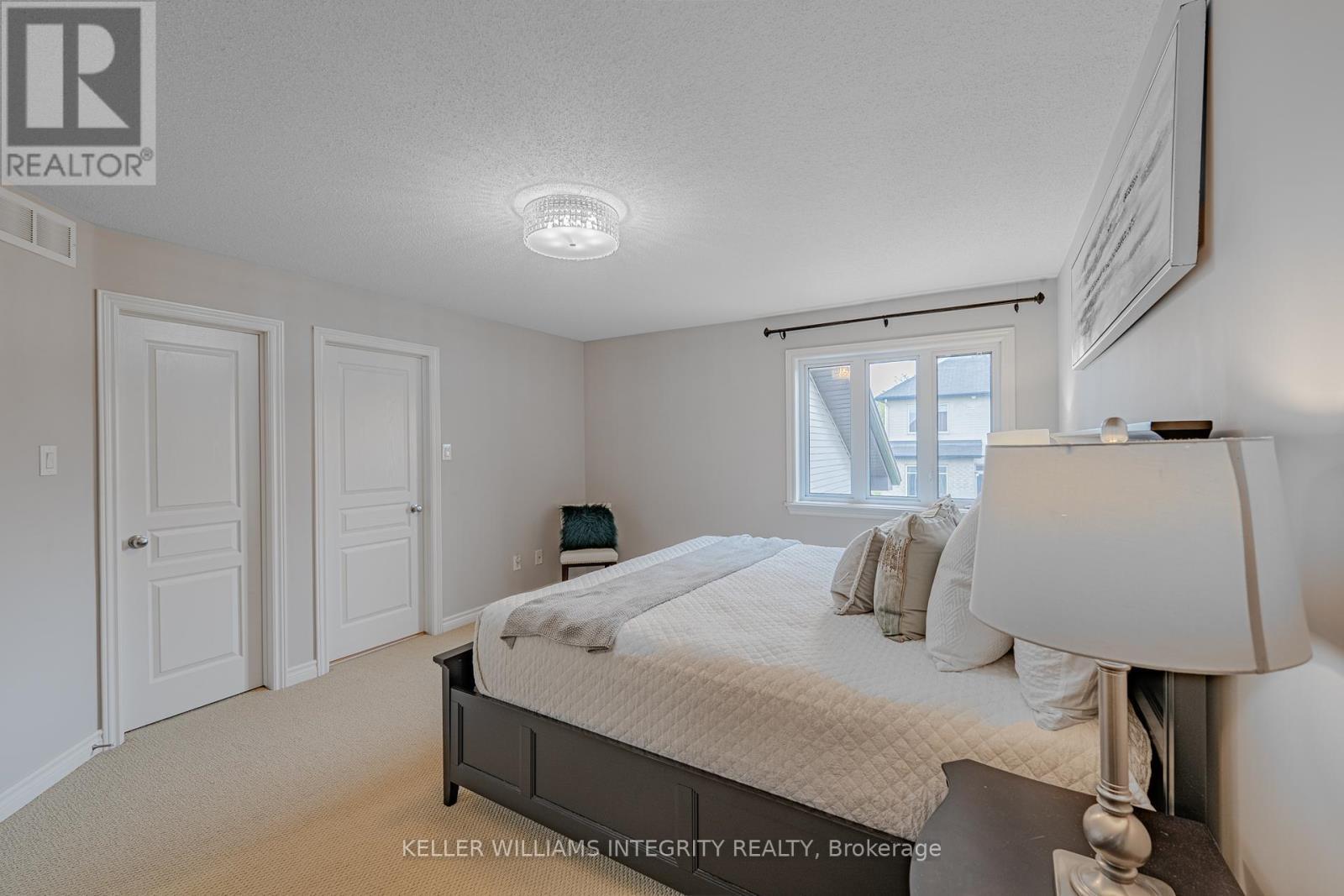 












268 KEYROCK DRIVE

,
Ottawa,




Ontario
K2T0G2

