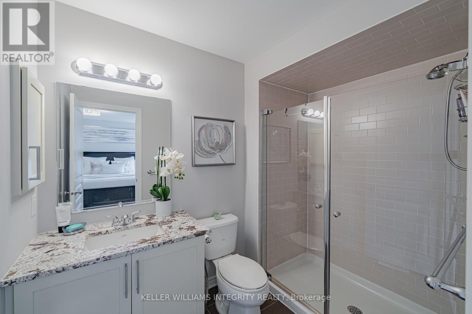 












268 KEYROCK DRIVE

,
Ottawa,




Ontario
K2T0G2

