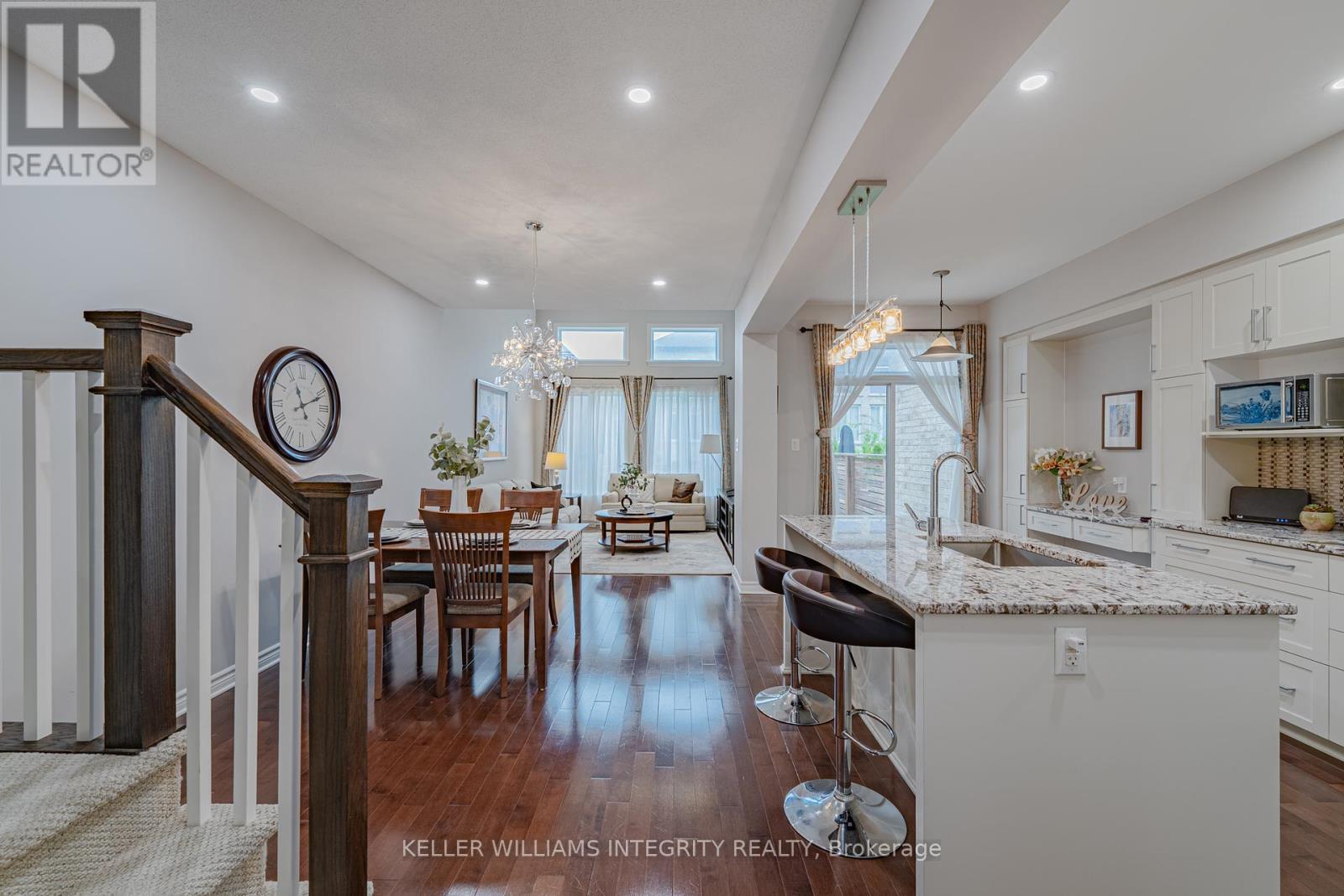 












268 KEYROCK DRIVE

,
Ottawa,




Ontario
K2T0G2

