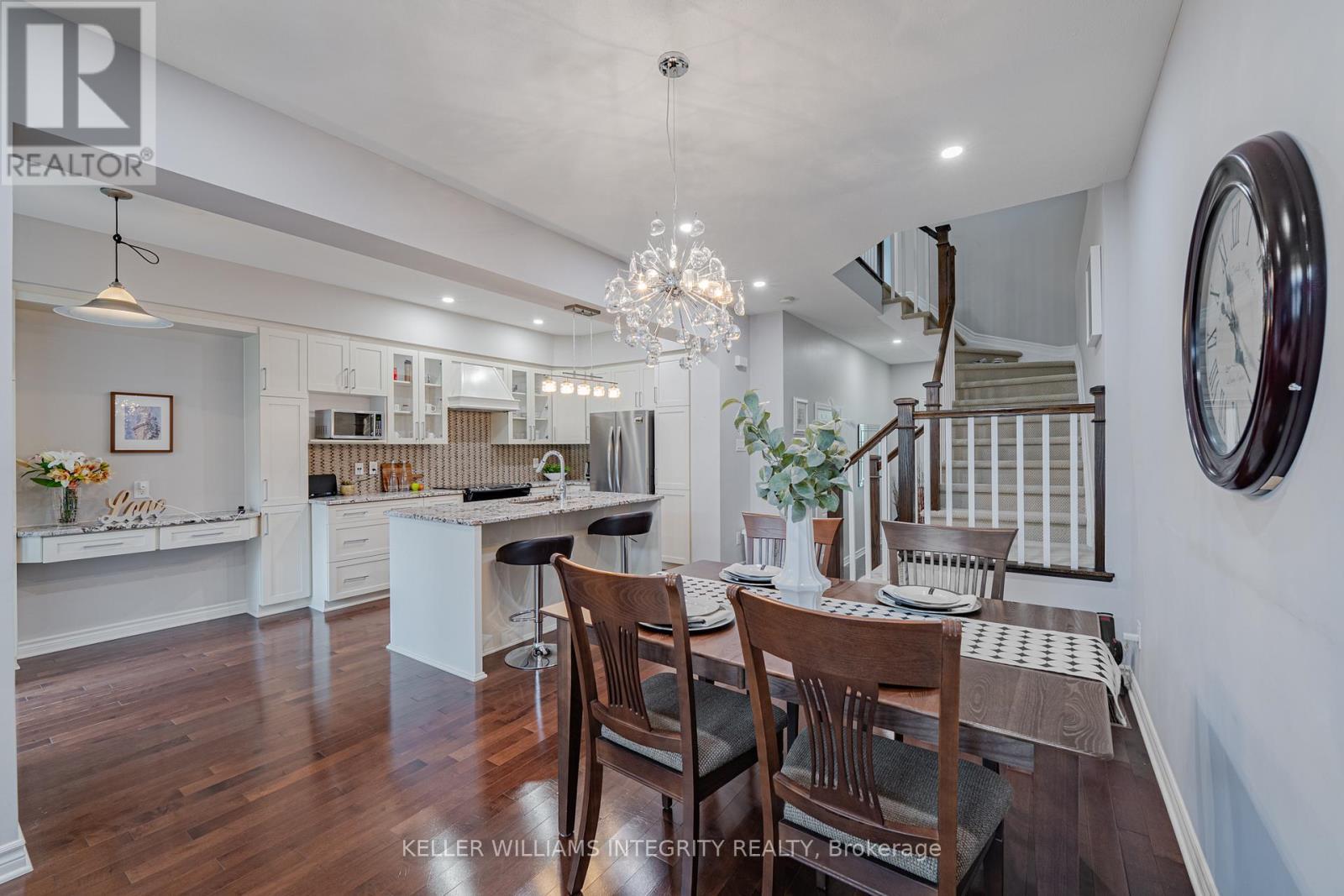 












268 KEYROCK DRIVE

,
Ottawa,




Ontario
K2T0G2

