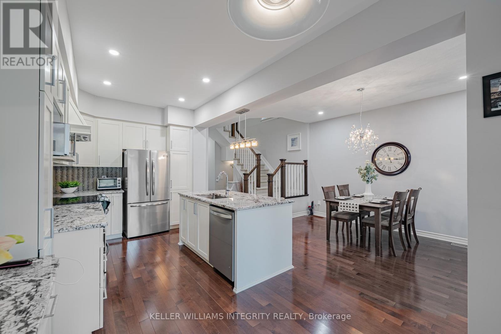 












268 KEYROCK DRIVE

,
Ottawa,




Ontario
K2T0G2

