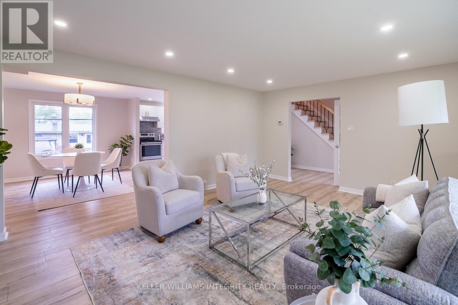 












103 BEAVER RIDGE

,
Ottawa,




Ontario
K2E6E5

