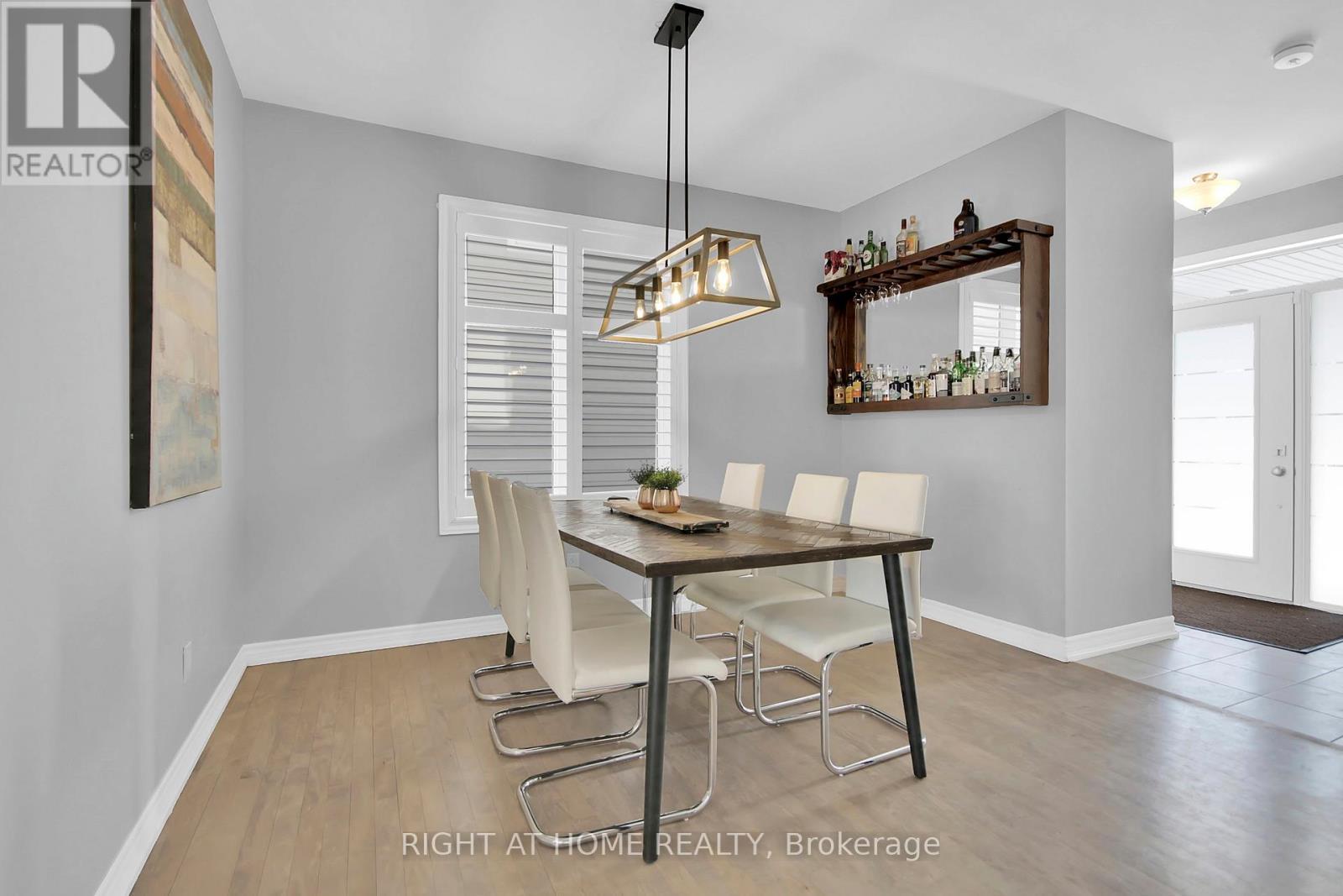 












68 PELHAM CRESCENT

,
Ottawa,




Ontario
K0A2Z0

