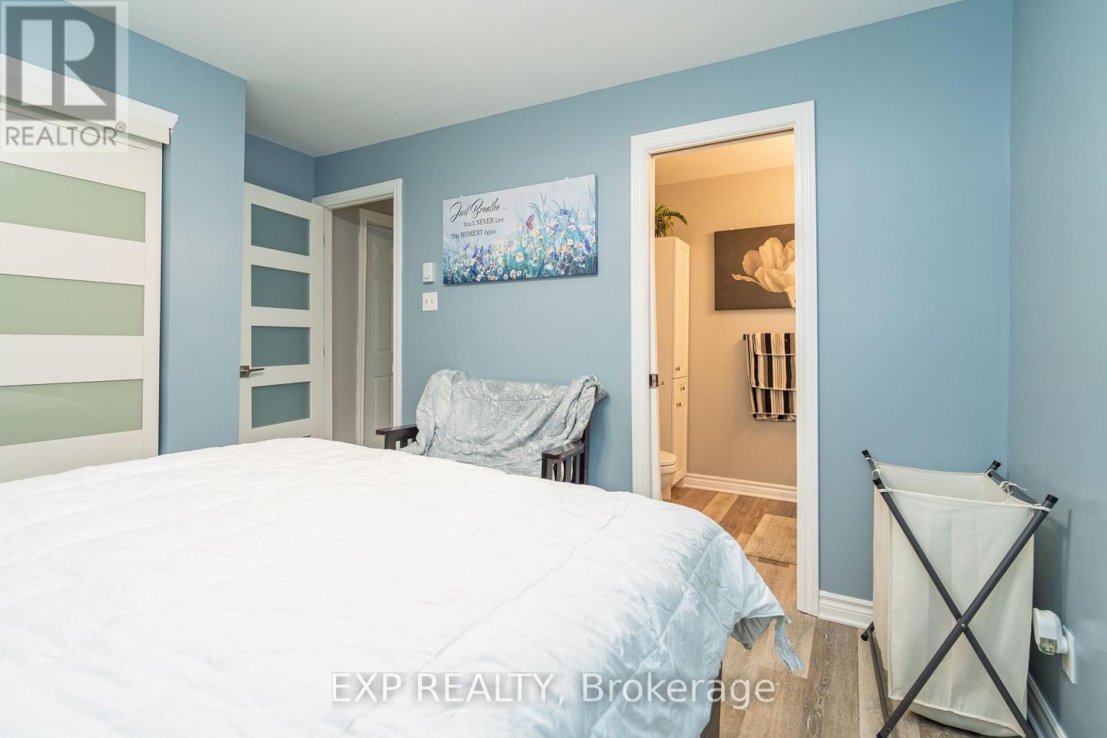 












5 EVERGREEN LANE

,
McNab/Braeside,




Ontario
K0A3L0

