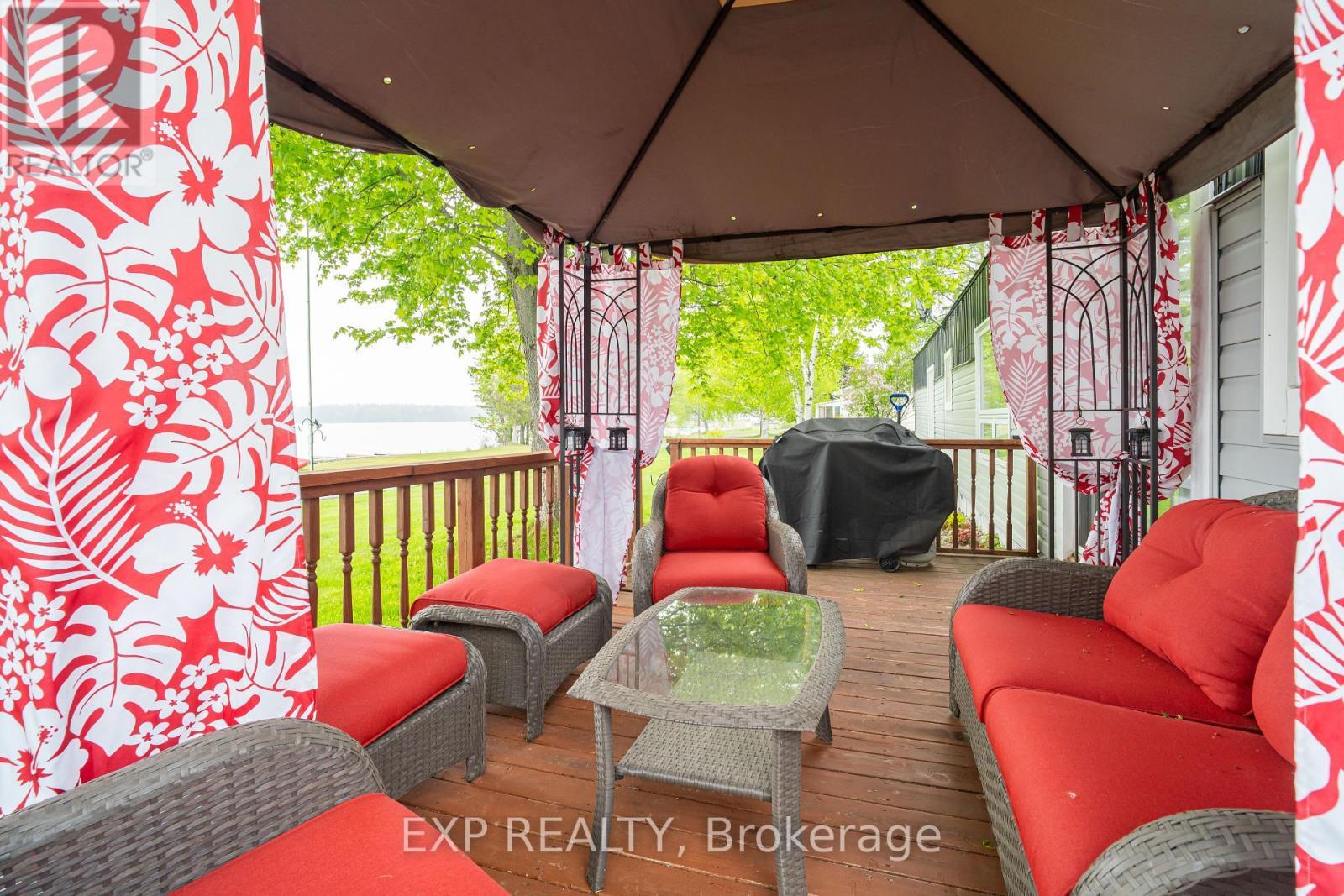 












5 EVERGREEN LANE

,
McNab/Braeside,




Ontario
K0A3L0

