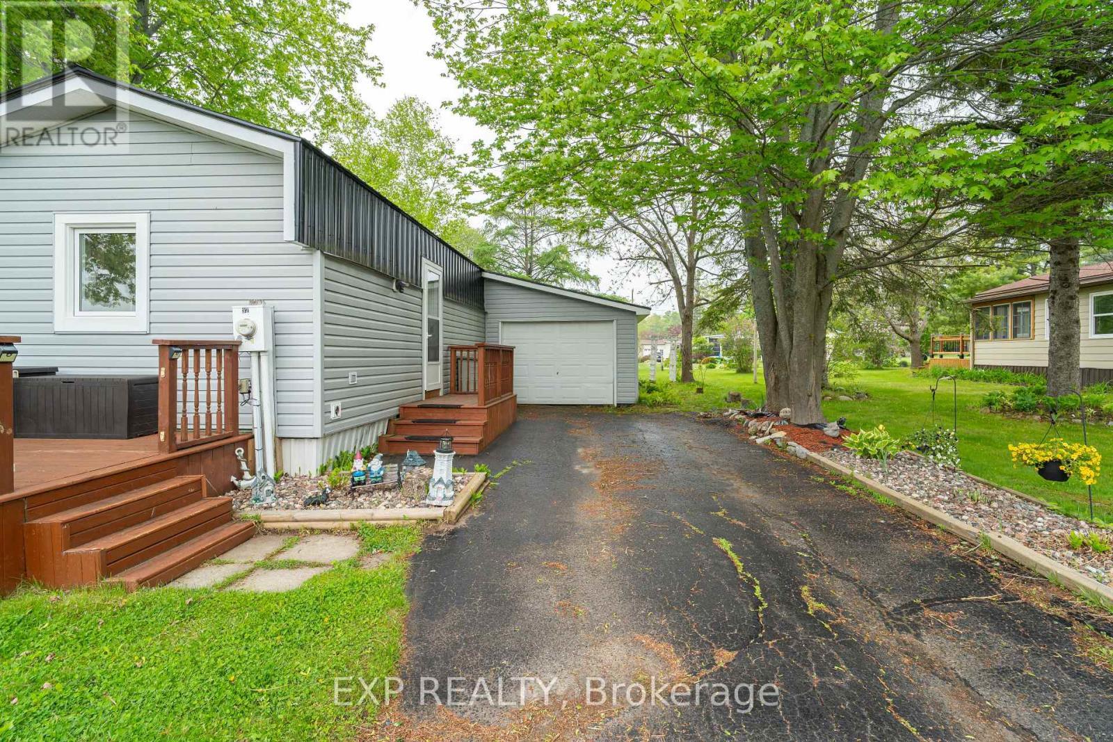 












5 EVERGREEN LANE

,
McNab/Braeside,




Ontario
K0A3L0

