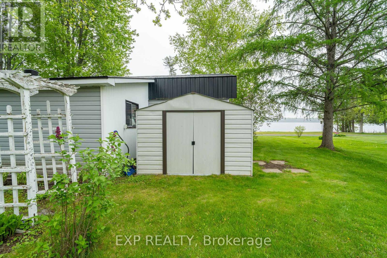 












5 EVERGREEN LANE

,
McNab/Braeside,




Ontario
K0A3L0

