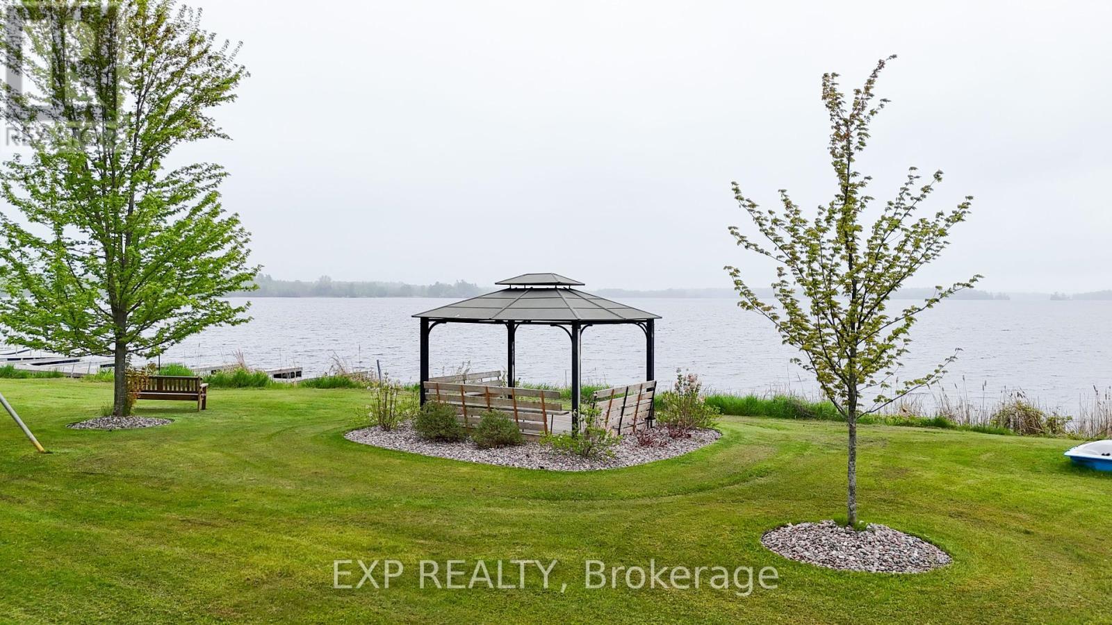 












5 EVERGREEN LANE

,
McNab/Braeside,




Ontario
K0A3L0

