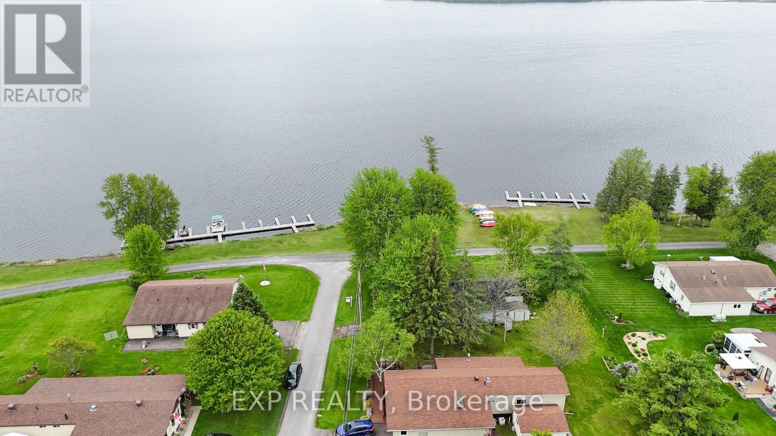 












5 EVERGREEN LANE

,
McNab/Braeside,




Ontario
K0A3L0

