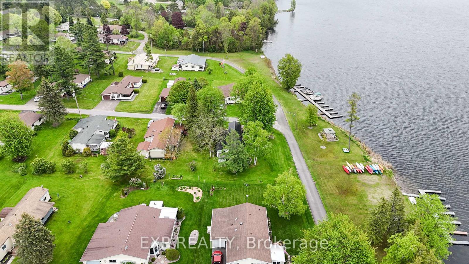 












5 EVERGREEN LANE

,
McNab/Braeside,




Ontario
K0A3L0

