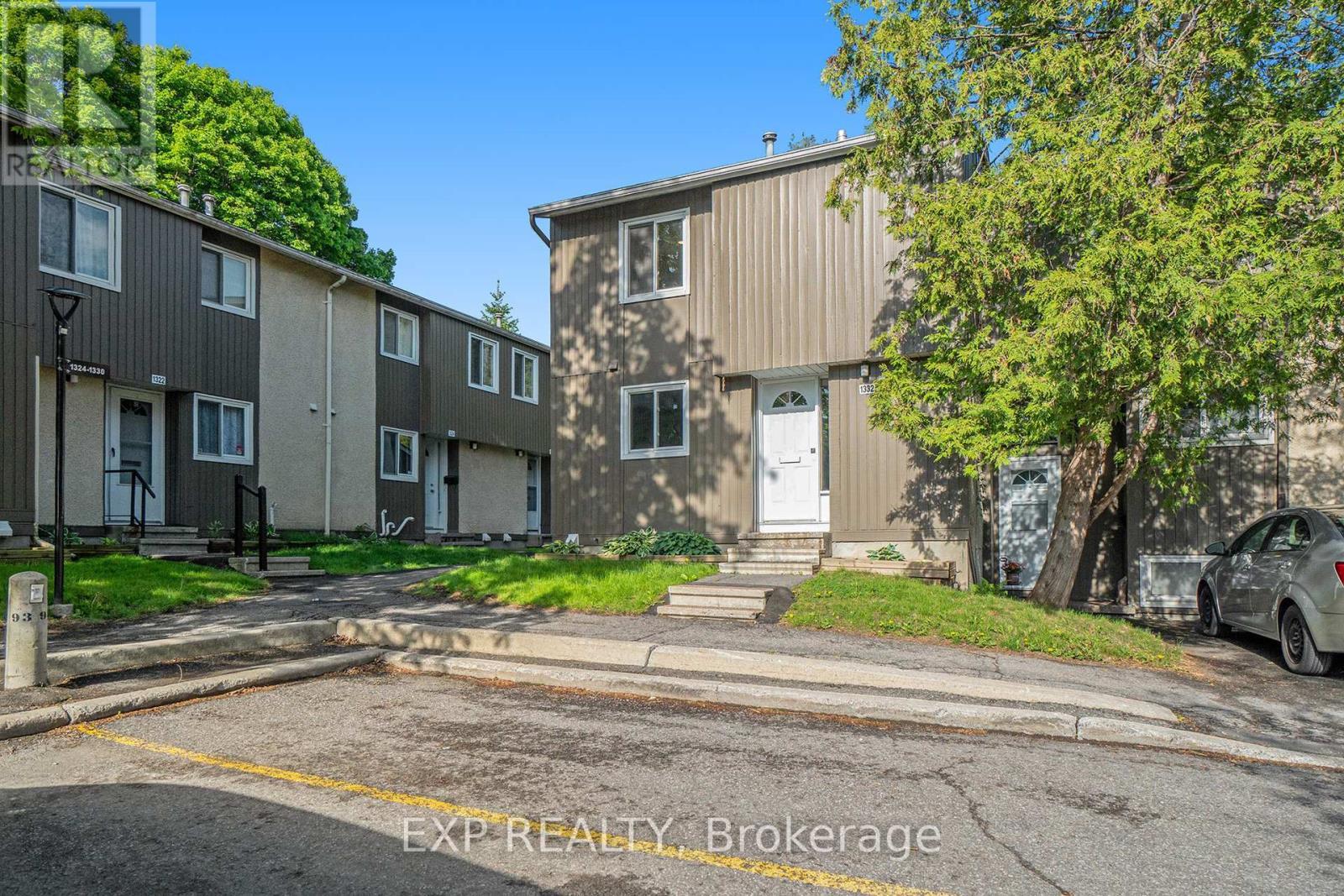 












1332 LASSITER TERRACE

,
Ottawa,




Ontario
K1J8N2


