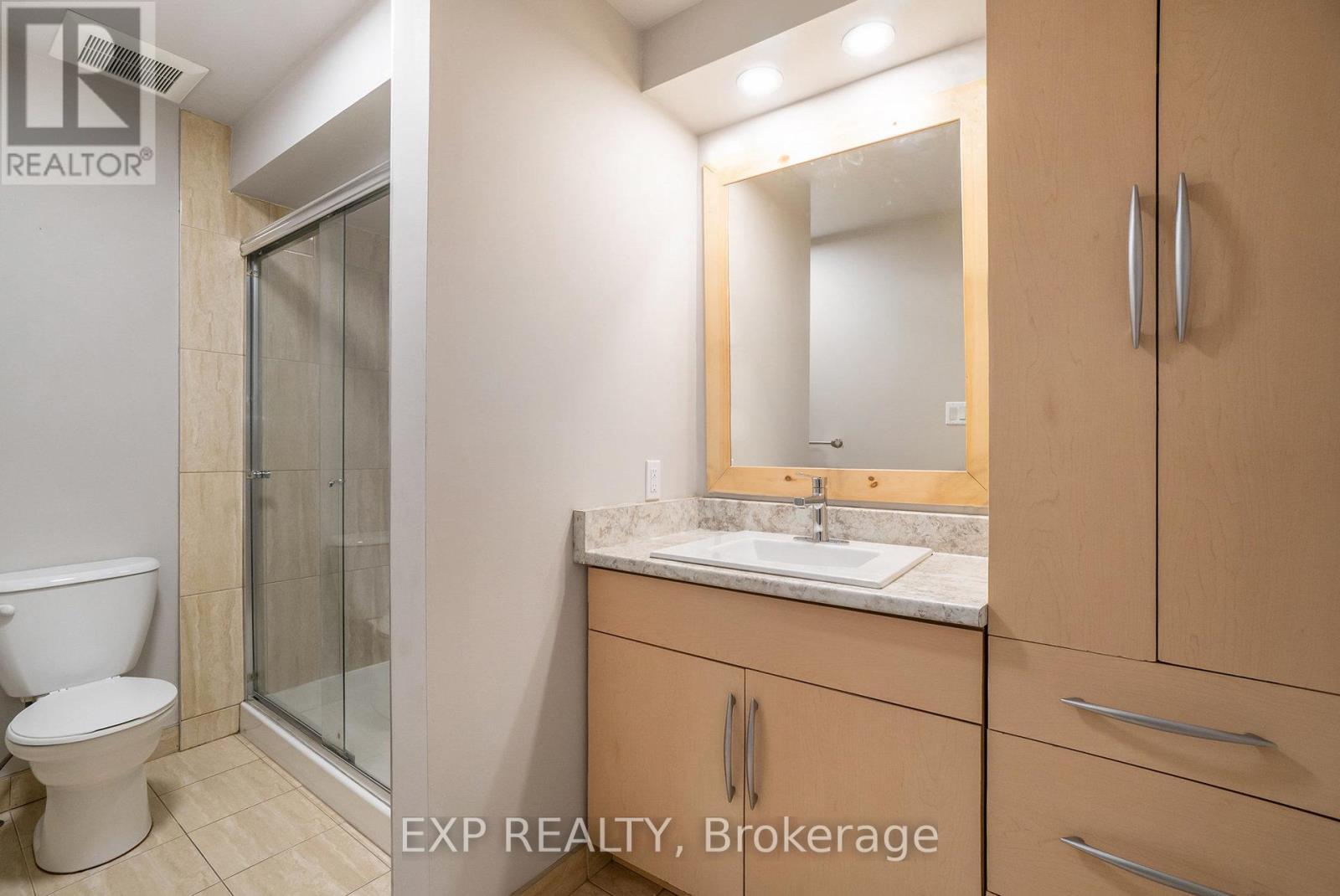 












1332 LASSITER TERRACE

,
Ottawa,




Ontario
K1J8N2

