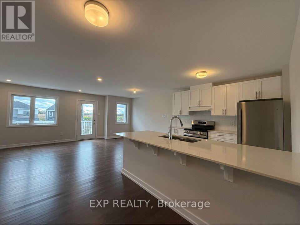 












542 OLDENBURG AVENUE

,
Ottawa,




Ontario
K0A2Z0

