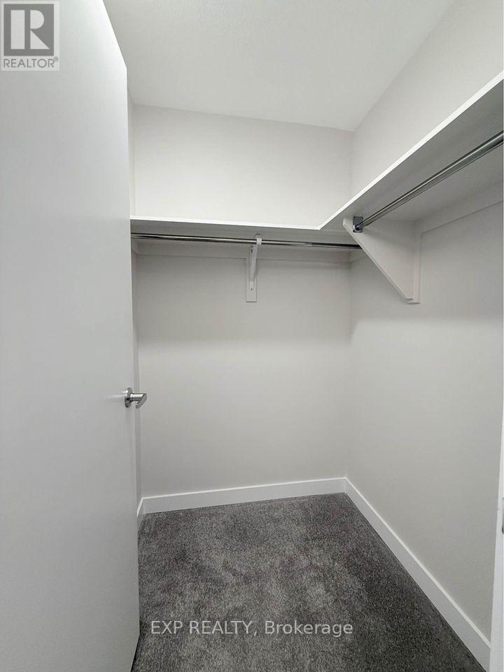 












542 OLDENBURG AVENUE

,
Ottawa,




Ontario
K0A2Z0

