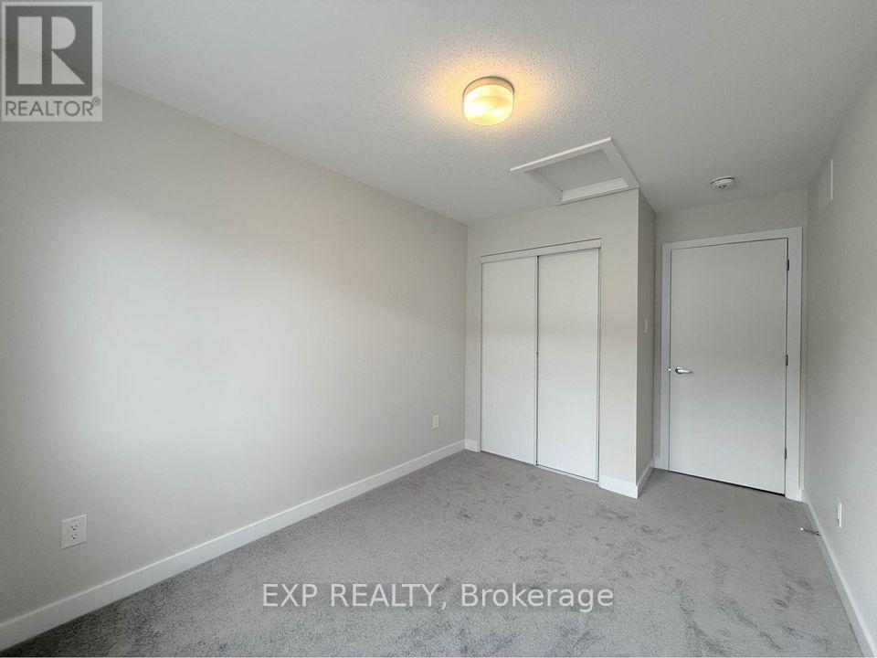 












542 OLDENBURG AVENUE

,
Ottawa,




Ontario
K0A2Z0

