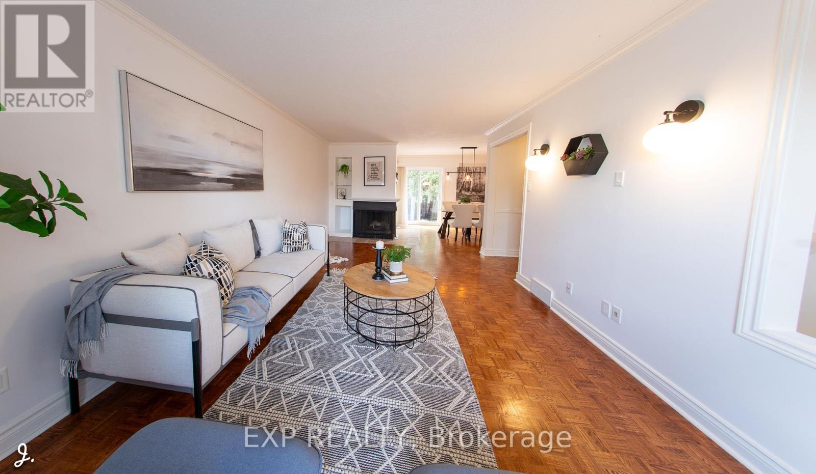 












2772 SPRINGLAND DRIVE

,
Ottawa,




Ontario
K1V6M4

