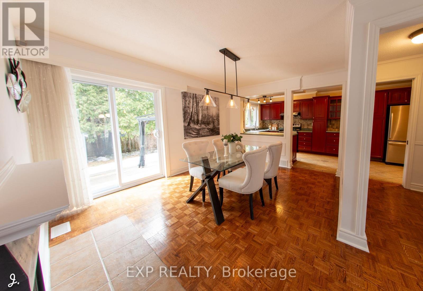












2772 SPRINGLAND DRIVE

,
Ottawa,




Ontario
K1V6M4

